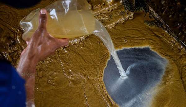 How to extract gold from river sand: what tools are needed, how to obtain a mining permit