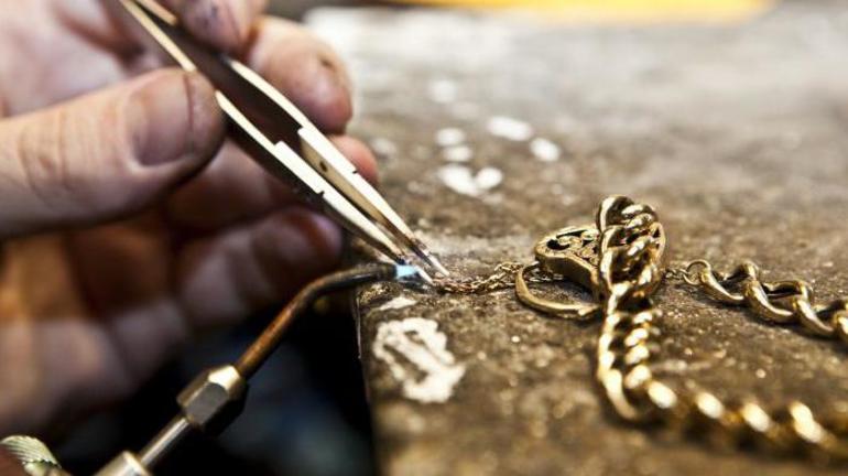 How a jeweler puts a mark