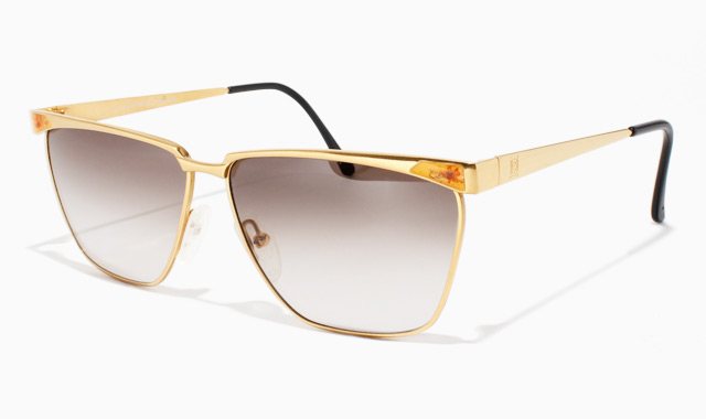 Gold frame glasses