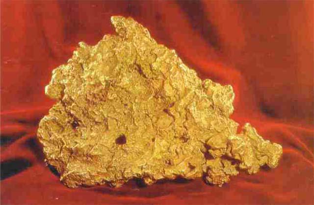 largest gold nugget in the world weight